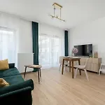 Appartement Stylish With Balcony & Parking In The Old Town Of By Renters *
