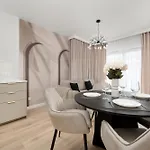 Appartement Stylish With Balcony & Parking In The Old Town Of By Renters Wrocław