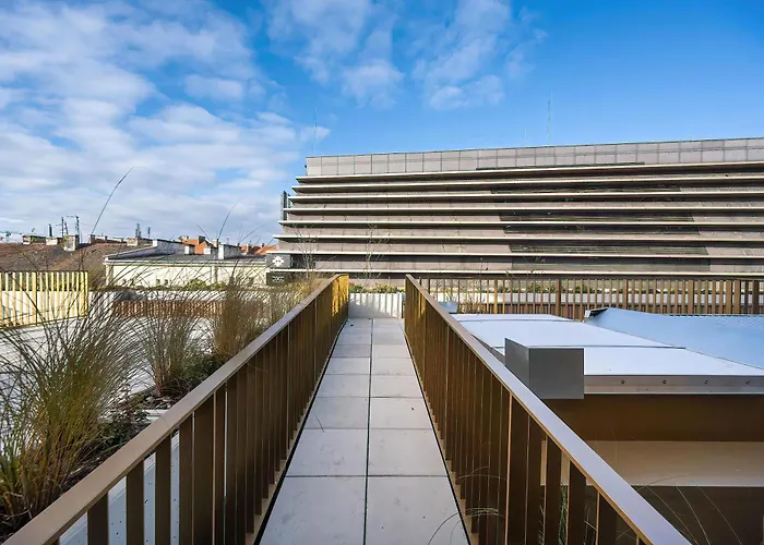 Stylish With Balcony & Parking In The Old Town Of By Renters *