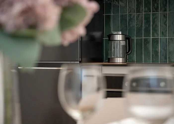 Appartement Stylish With Balcony & Parking In The Old Town Of By Renters