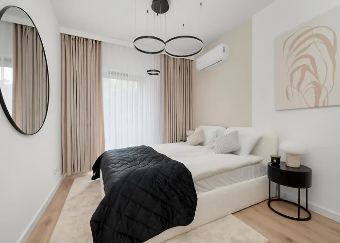 Appartement Stylish With Balcony & Parking In The Old Town Of By Renters Wrocław