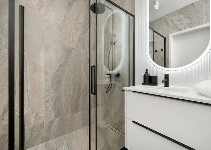 Appartement Stylish With Balcony & Parking In The Old Town Of By Renters Wrocław