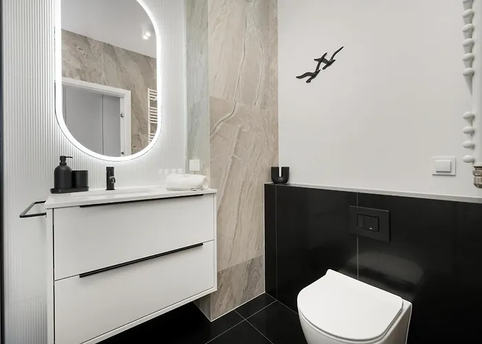 Appartement Stylish With Balcony & Parking In The Old Town Of By Renters *