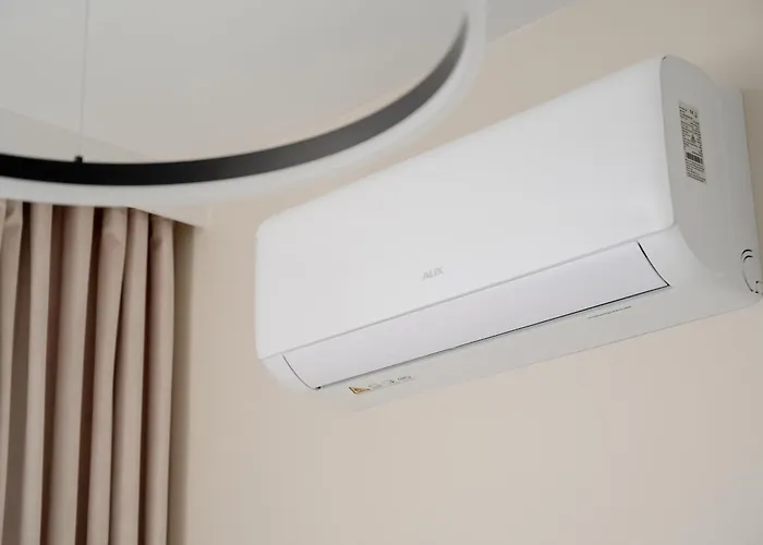 Stylish With Balcony & Parking In The Old Town Of By Renters Lägenhet Wrocław