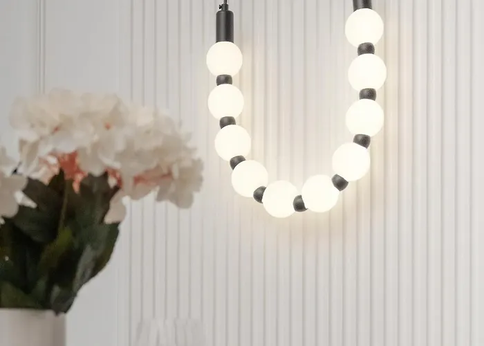 Stylish With Balcony & Parking In The Old Town Of By Renters Wrocław